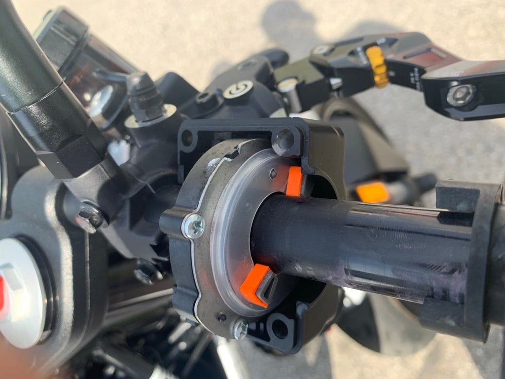 Gasspiel-Eliminator Husqvarna Vitpilen Svartpilen 701